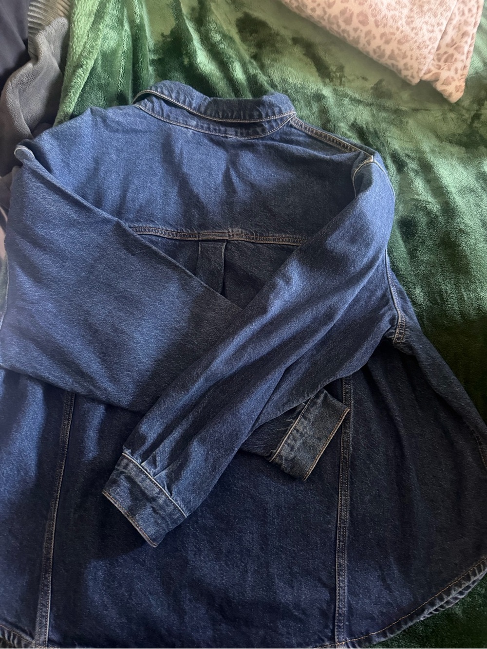 Levi's Dark Blue Denim Jean Jacket - Picture 2 of 7